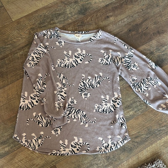 BiBi Sweaters - Tiger Sweater